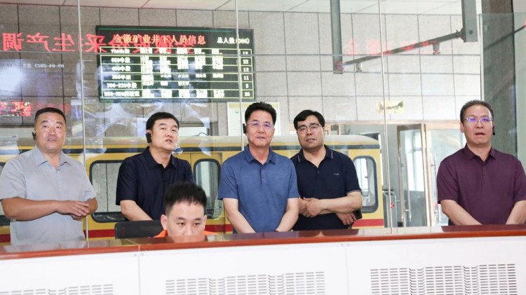 省人大常委会副主任戴超莅临agingames股份调研指导